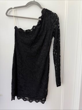 Windsor Black One-Shoulder Lace Dress